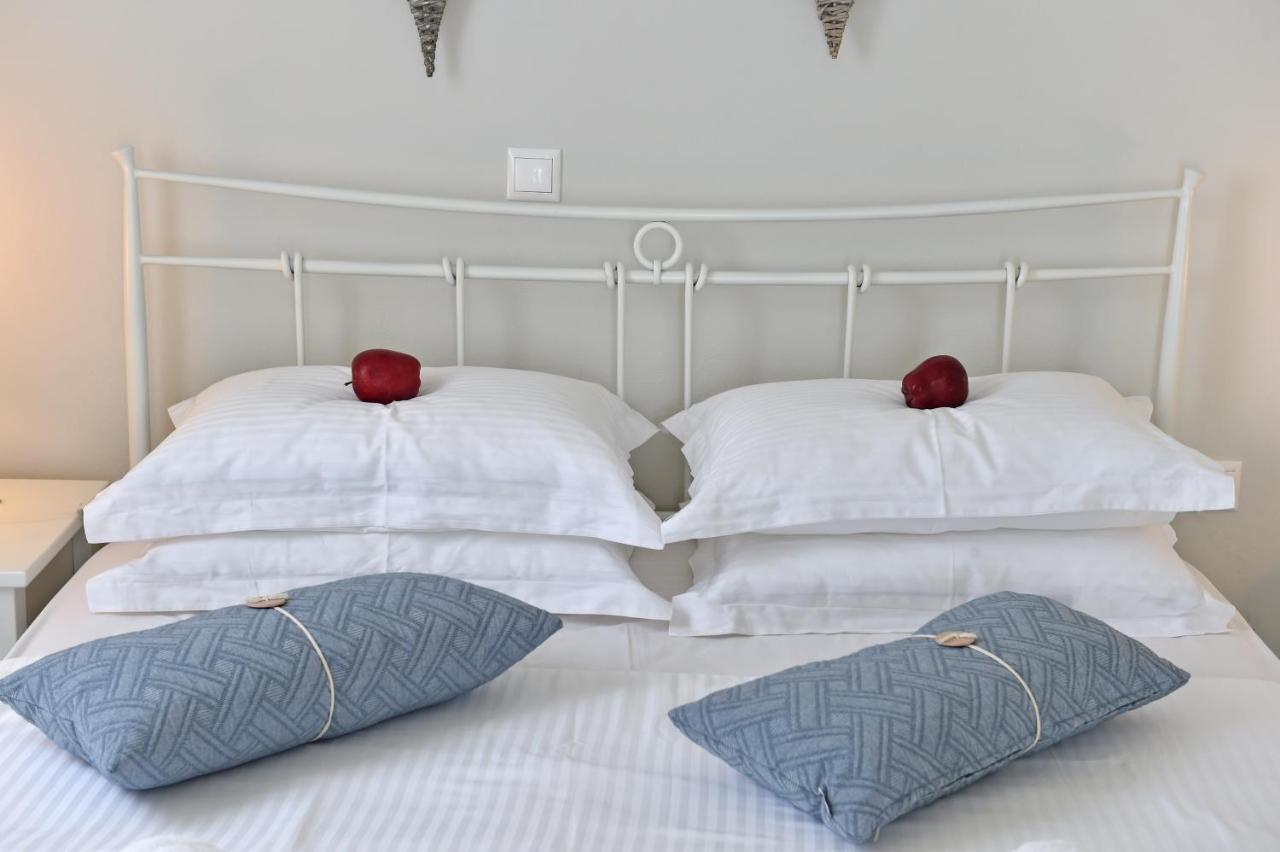 Tonia Apartments Paros คริสซี อัคติ ภายนอก รูปภาพ
