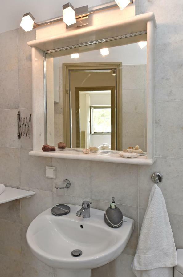 Tonia Apartments Paros คริสซี อัคติ ภายนอก รูปภาพ