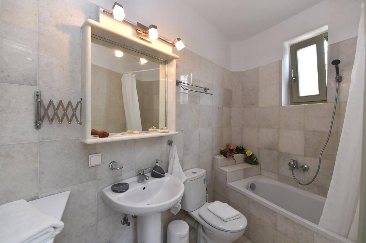 Tonia Apartments Paros คริสซี อัคติ ภายนอก รูปภาพ